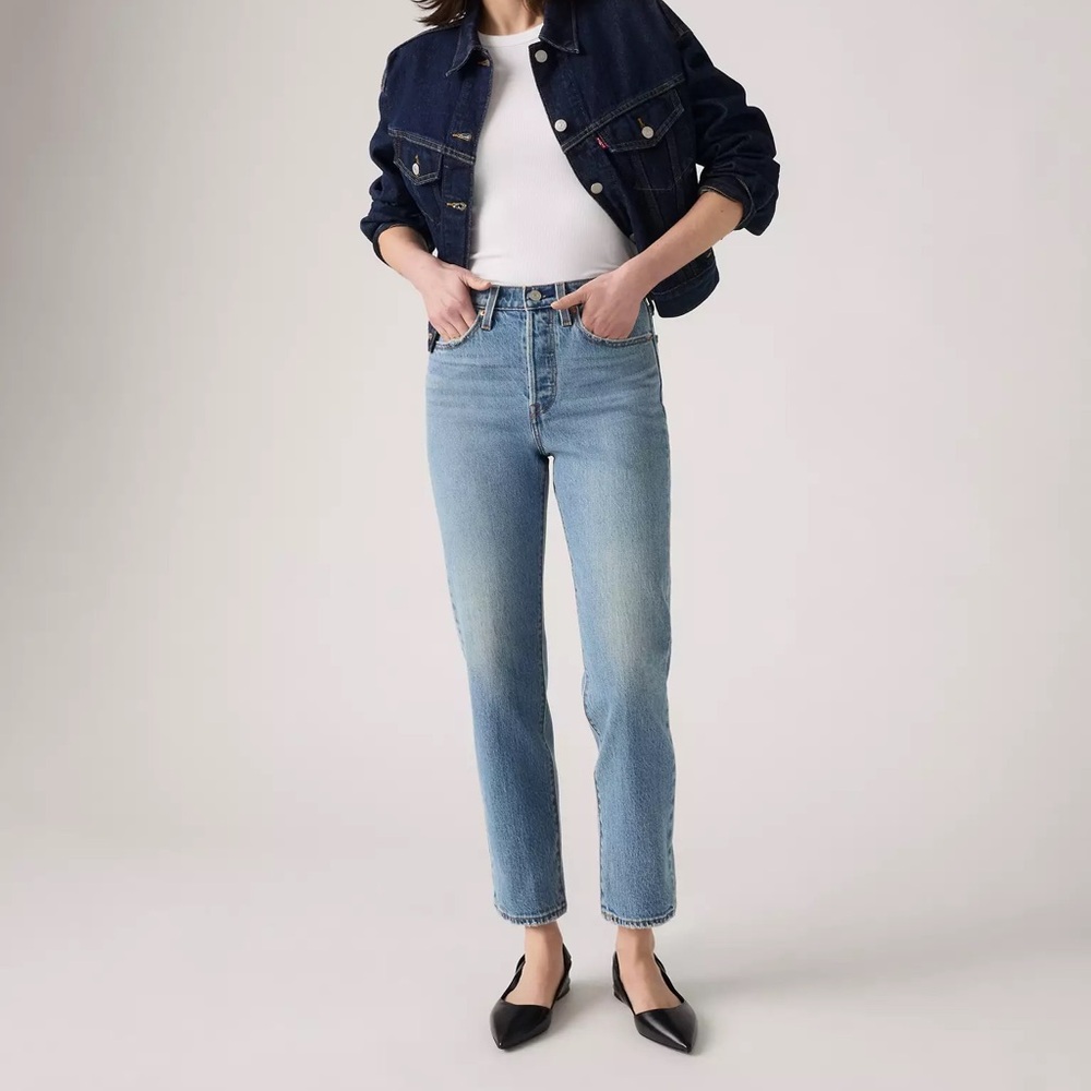 Levi's wedgie straight jean